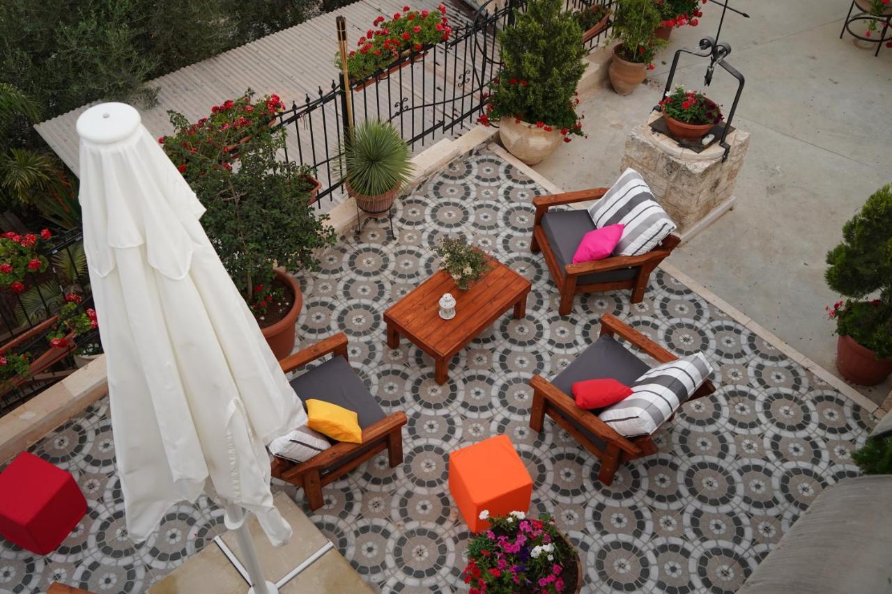 Abu Hanna Boutique By Ahlan Hospitality Nazareth Bagian luar foto